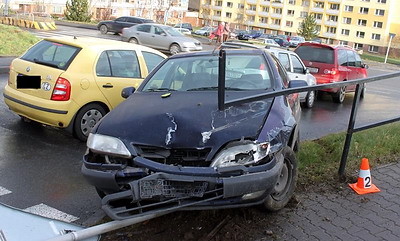 Nehoda 18. prosince kvůli náhlé nevolnosti v Příbrami - foto: Policie ČR